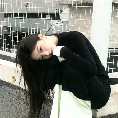 梨泰邻居 海报